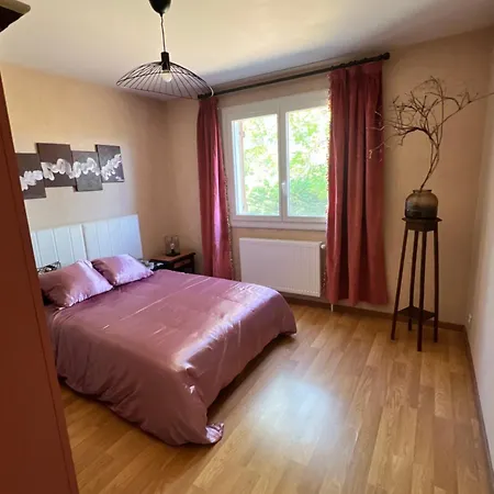 Βίλα Papillon Clermont Ferrand *